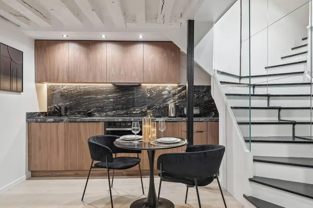 Apartment Duplex Quartier Du Louvre 75002 *